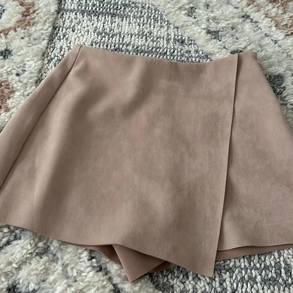 ShowPo Suedo Skort - Picture 2 of 5